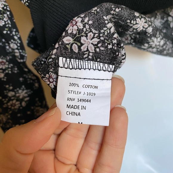 🛍Flower print Bomber Jacket🛍 - Picture 4 of 6